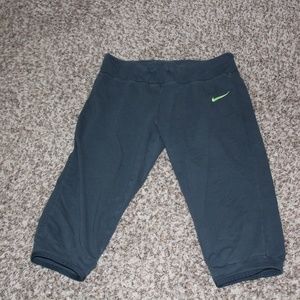 Nike Women's DriFit Capri Pants